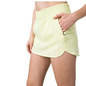 prAna peak to pavement skort lime squeeze medium